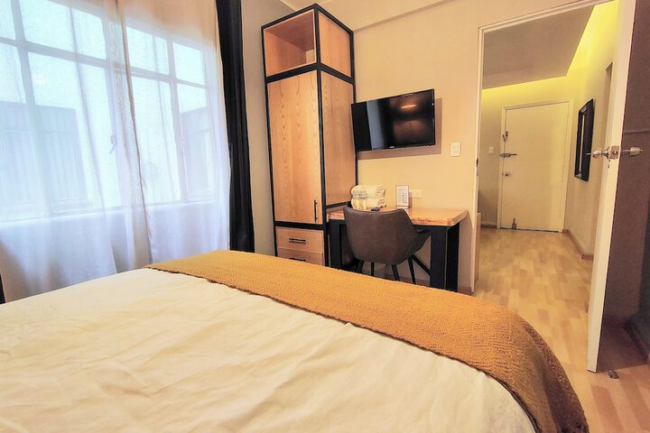 Room 25 of 66