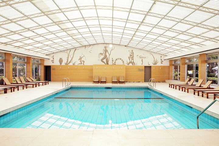 Pool 54 of 143