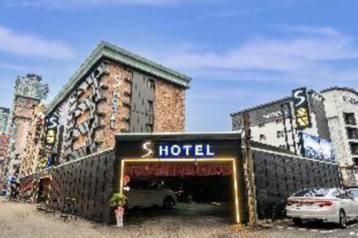 Hotel 5 of 18