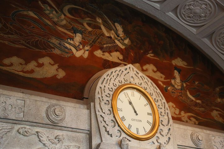 Lobby Entry