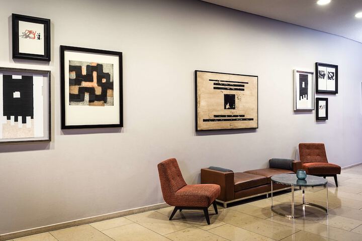 Guest Lobby