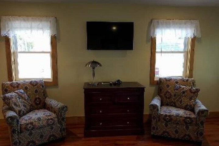 Room 16 of 75