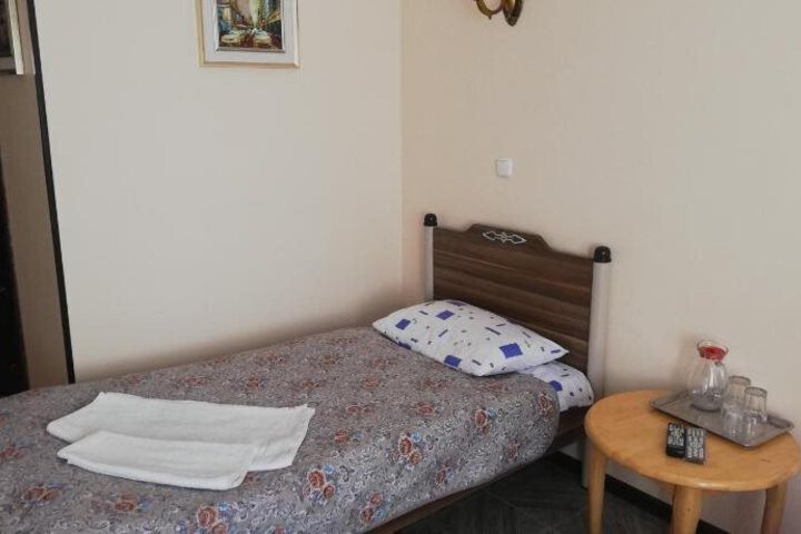 Photo of GOLDEN ROSE HOTEL