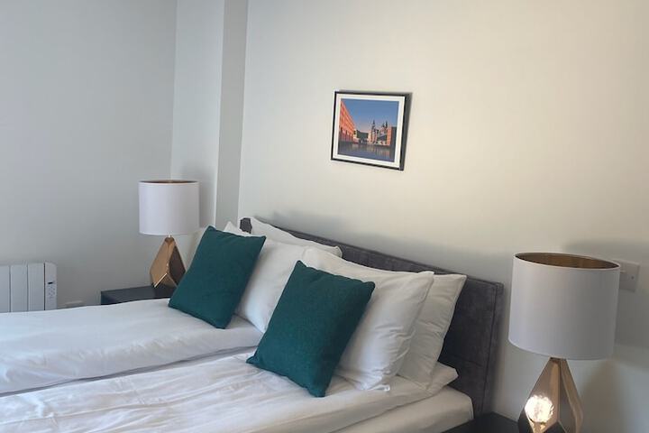Room 50 of 141