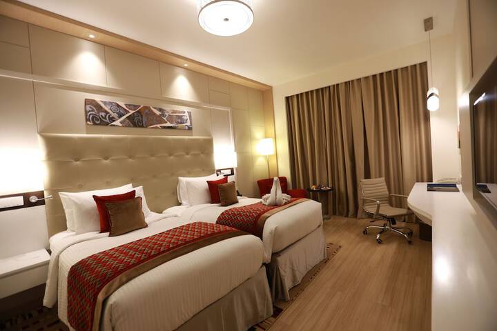 Room 28 of 140