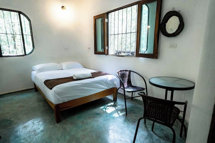 Room 20 of 103