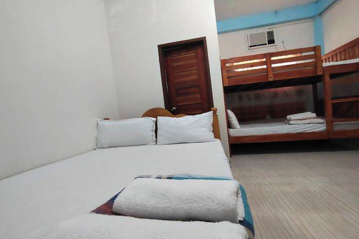 Room 12 of 39
