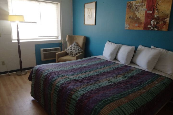 Room 15 of 64
