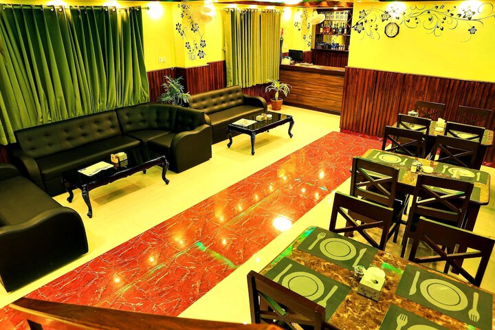 Hotel Interior 4 of 30