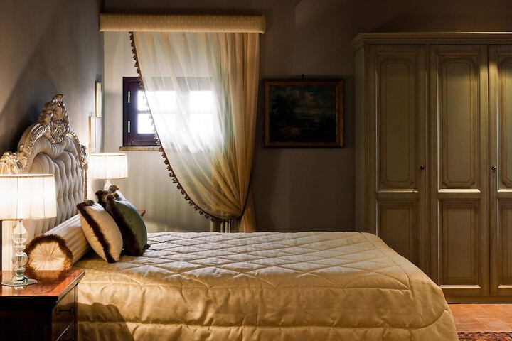 Room 22 of 81