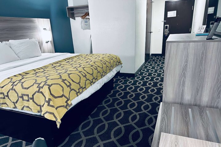 1 King Bed Mobility Accessible (2 of 29)