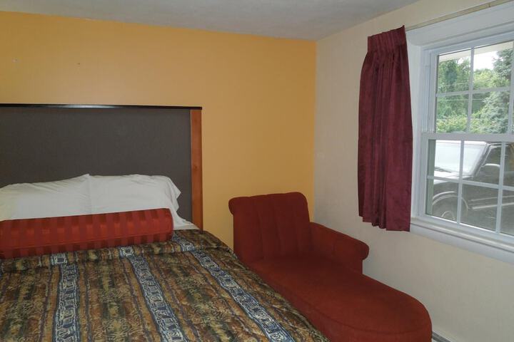 Room 13 of 49