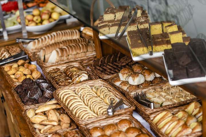 Dining 57 of 70