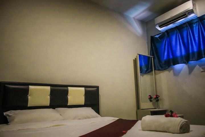 UR Hotel