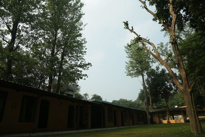 Hotel Exterior 17 of 21