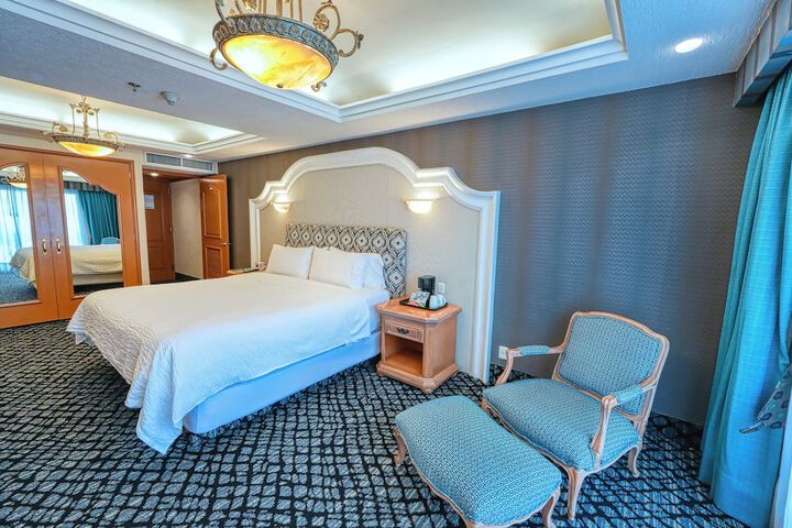 Room 29 of 163