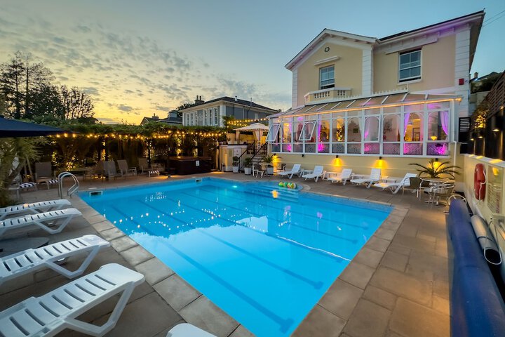 Hotel 60 of 64