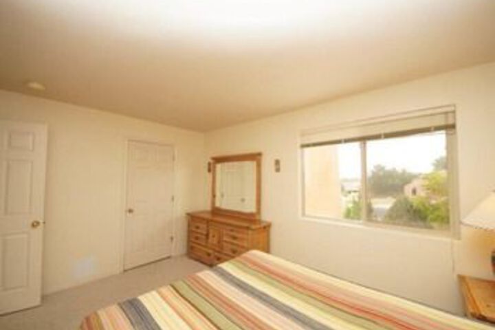 Room 26 of 61