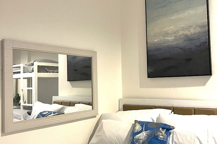 Room 17 of 23