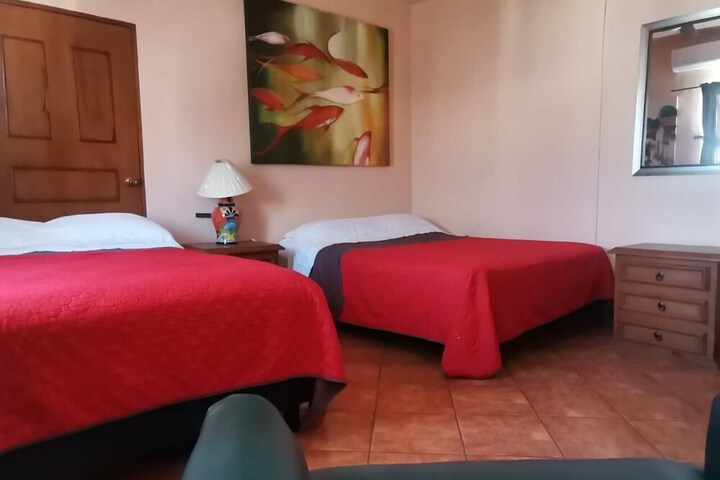 Room 3 of 27