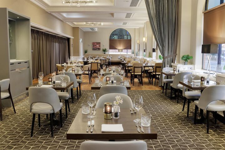 Dining 55 of 103