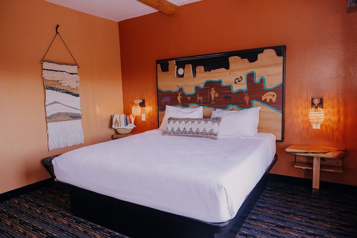 Room 20 of 93