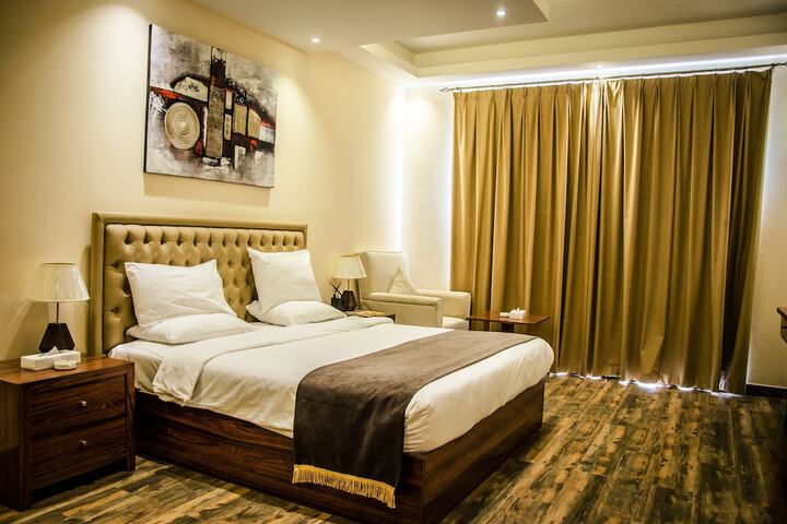 Room 16 of 26