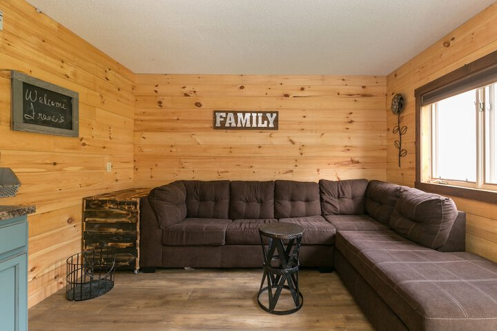 Room 80 of 114