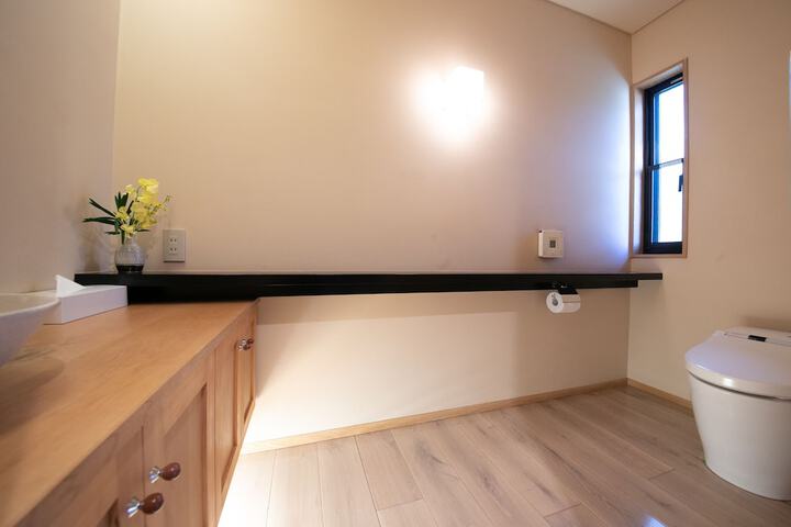 Room 20 of 115