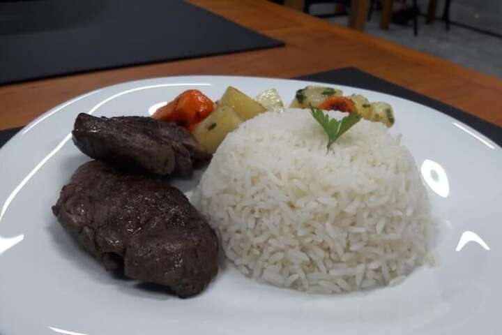 Dining 20 of 25