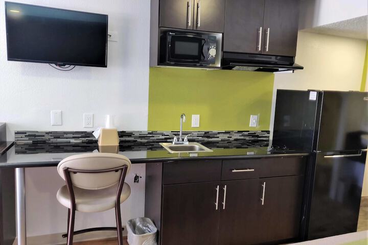 1 King Bed Kitchen (12 of 14)