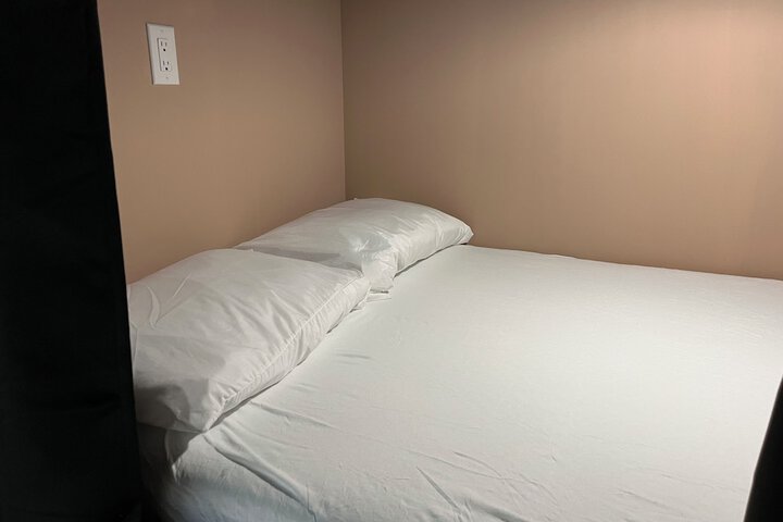 Room 10 of 43