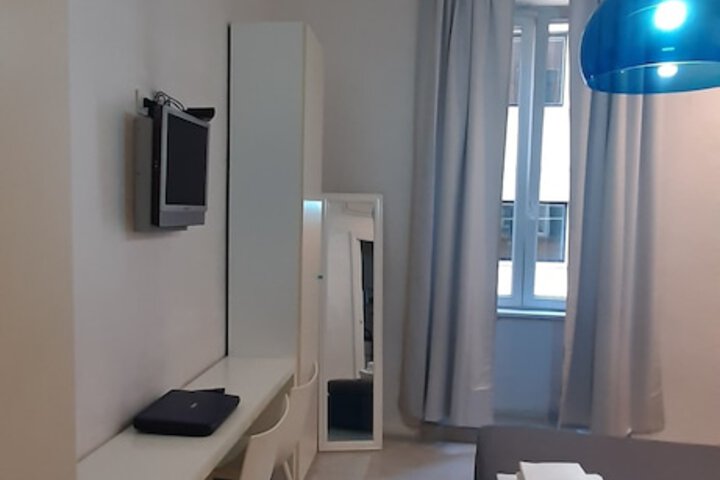 Room 21 of 60