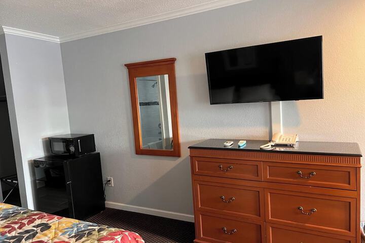 Basic 2 Queen Beds (19 of 21)