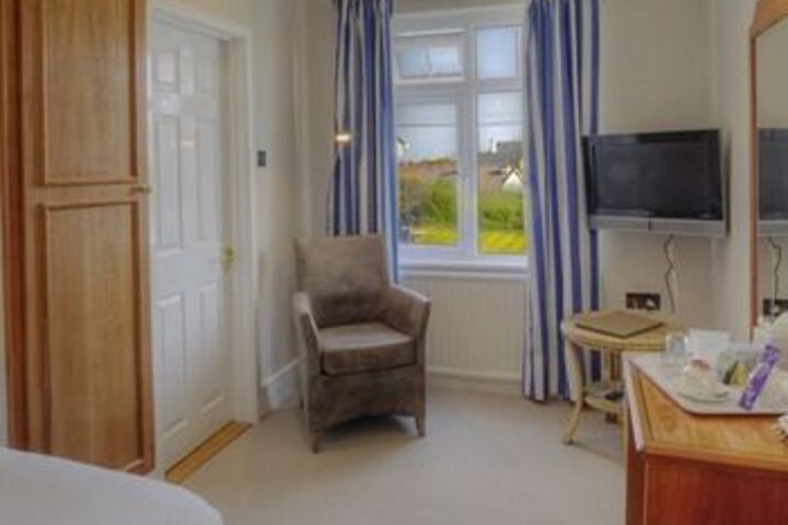 Room 13 of 23