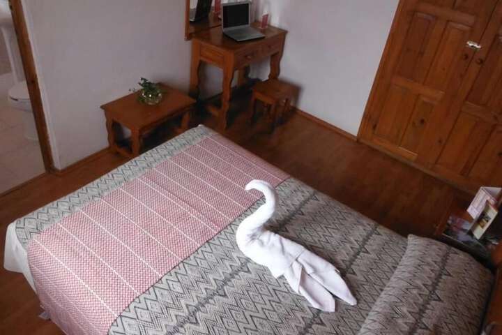 Room 6 of 37