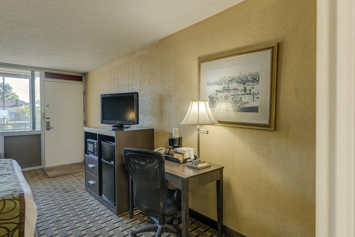 Room 79 of 89