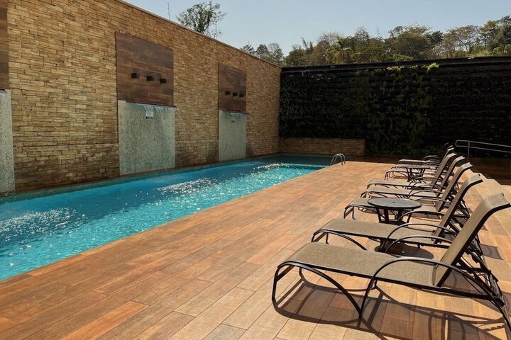 Pool 89 of 116