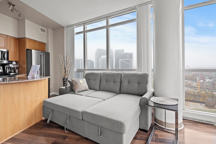 Room 196 of 330
