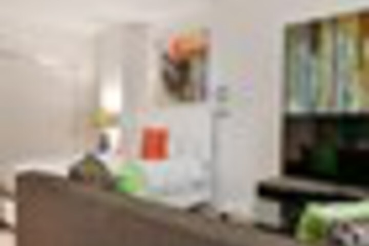 Room 77 of 120