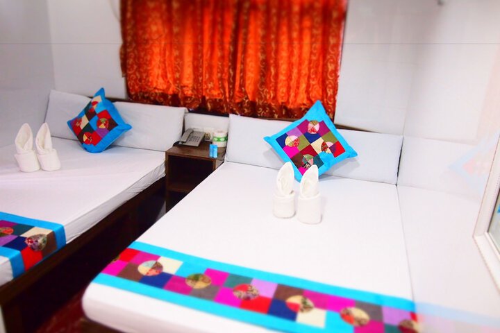 Room 2 of 45