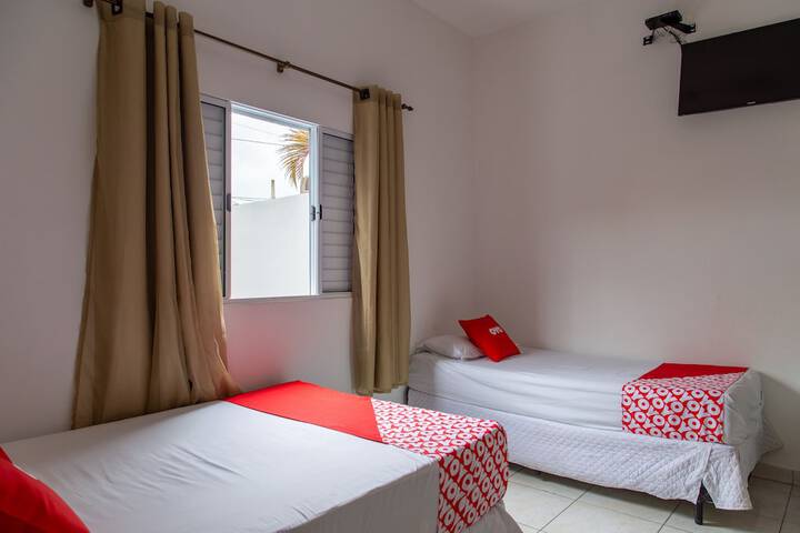 Room 6 of 44