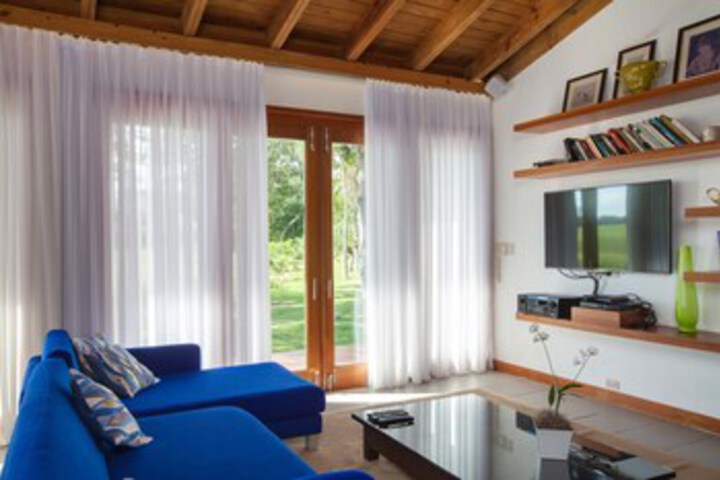 Room 3 of 13
