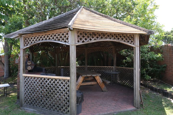 Property Grounds 143 of 169