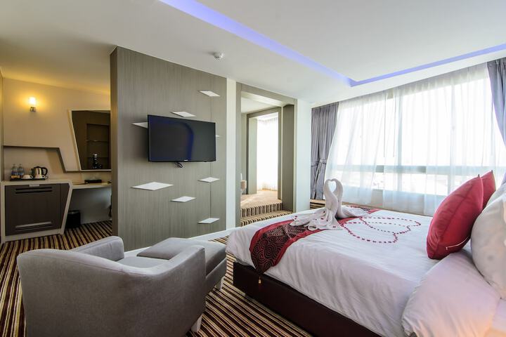 Room 13 of 60