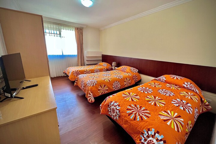 Room 11 of 26