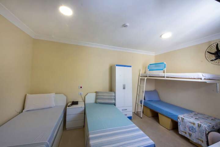 Room 19 of 38