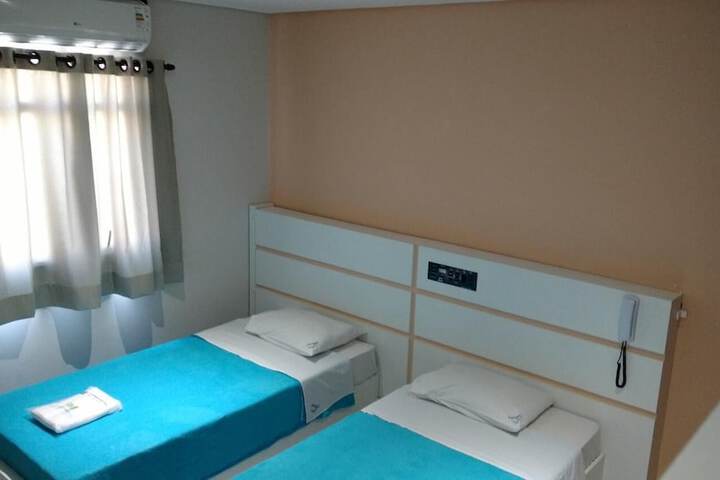 Room 12 of 30