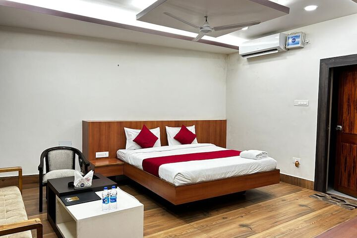 Room 5 of 22