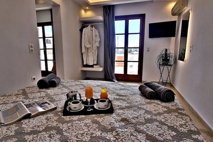 Room 44 of 162
